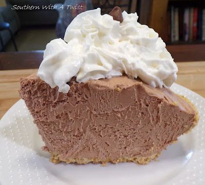 Sweet Chocolate Pie, Chocolate Mousse Pie, Mousse Pie, Chocolate Pie Recipes, Chocolate Cream Pie, Chocolate Pie, Mousse Recipes, German Chocolate, Chocolate Pies