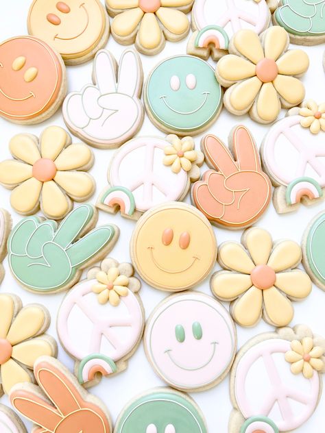 70s Themed Birthday Cookies, 2 Groovy Cookies, Peace Cookies Decorated, 70s Cookies, Peace Sign Cookies, Groovy Theme Cookies, Groovy Sugar Cookies, Groovy Decorated Cookies, Groovy One Cookies Decorated