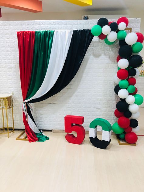 National Day Design Idea, Eid Milan Party Decoration In School, Uae National Day Decoration, Uae National Day Decoration Ideas, Uae National Day Ideas Activities, National Day Uae, Uae National Day, Graduation Backdrop, Independence Day Decoration