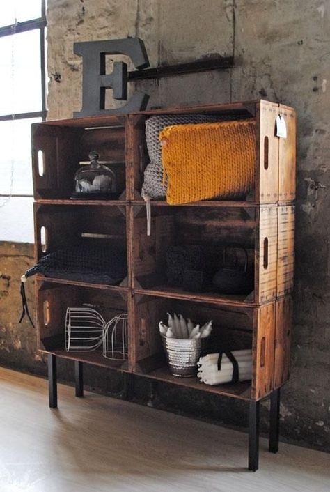 So ein Regal aus alten Obstkisten....toll! VillkaHillka zeigt es dir auf ihrem Profil! #DIY #obstkisten #regal #design  #living #wohnen #wohnideen #einrichten #interior #COUCHstyle Industrial Diy Decoration, Industrial Diy Decoration Ideas, Industrial Diy, Industrial Style Furniture, Industrial Home Design, Crate Shelves, Dekor Diy, Regal Design, Box Shelves