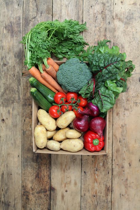 Vegetable Delivery, Vegetables Photography, Rainbow Chard, Organic Produce, Fruit And Veg, Fresh Vegetables, Beautiful Food, Fresh Produce, Farm Fresh