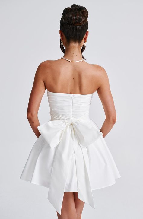 Katrina Mini Dress - Ivory – BABYBOO Engagement Dress With Bow, Strapless Bow Dress, Bow White Dress, Grad Dresses White, White Dresses Classy, Snowball Dresses, Prom Mini Dress, Mini Ruffle Dress, Homecoming Dresses Corset