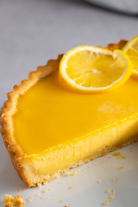 No Bake Lemon Curd Tart No Bake Lemon Tart, Lemon Curd Tart Recipe, Recipes Using Lemon Curd, Lemon Curd Pie, Lemon Curd Cheesecake, Recipe Using Lemons, Curd Tart, Lemon Curd Tart, No Bake Lemon