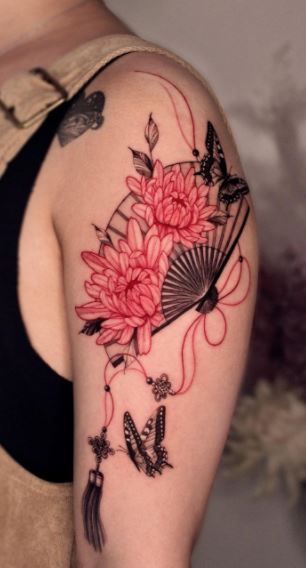 << Check out more Black and Red tattoos #tattoomenow #tattooideas #tattoodesigns #tattoos #black #red #blackandred Red Chinese Flower Tattoo, Tattoo China Style, Japanese Tattoos For Women Feminine, Floral Fan Tattoo, Korean Temple Tattoo, Chinese Design Tattoo, Chinese Fan Tattoo Design, Black And Red Japanese Tattoo, Chinese Flowers Tattoo