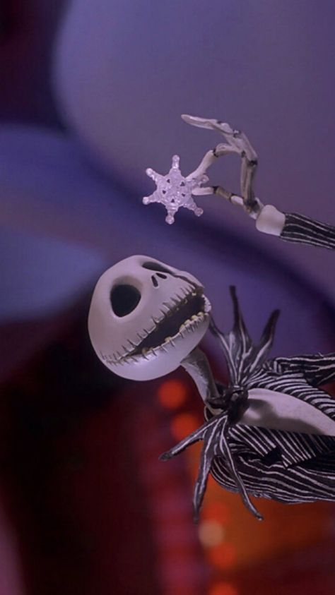 Christmas Wallpaper Nightmare Before, Jack Skellington Christmas Wallpaper, Grunge Christmas Wallpaper, Tim Burton Christmas, Nightmare Before Christmas Aesthetic, The Nightmare Before Christmas Wallpaper, Nightmare Before Christmas Santa Jack, Aesthetic Christmas Wallpaper, Helloween Wallpaper