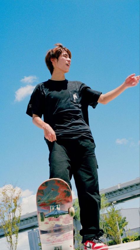 Yuto Horigome, Skateboard Pictures, Skater Boy, He Loves Me, Perfect Man, Pretty People, Skateboard, Books Wattpad, Wattpad