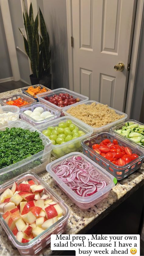 Weekly Ingredient Prep, Pre Packed Lunches Meal Prep, Vegetable Prep For The Week, Salad Food Prep, Food Prep Aesthetic, Meal Prep Astethic, Fruit And Veggie Meal Prep, Healthy Family Meal Prep, Ingredient Prep For The Week