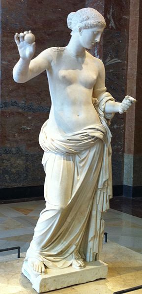 Aphrodite, the apple she is holding is the prize she won for beauty at the Judgement of Paris Aphrodite Painting, Judgement Of Paris, Aphrodite Aesthetic, Classical Greece, Greek Beauty, Greek Mythology Gods, Ancient Greek Gods, Greek Statues, European Sculpture