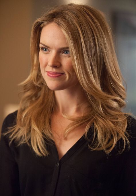 Barbara Gordon (Gotham TV Series) Erin Richards Gotham, Gotham Season 1, Barbara Kean, Erin Richards, Gotham Characters, Gotham Tv Series, James Gordon, Gotham Tv, Gotham Batman