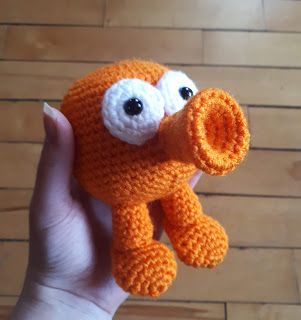 Crochet Geek Pattern Free, Crochet Mario, Mass Extinction, Crochet Toys Free, Crochet Monsters, Yellow Dog, Quick Crochet Patterns, Crochet Animals Free Patterns, Beginner Crochet Projects