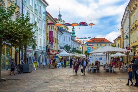 Klagenfurt Market Shopping, 10 Reasons, Shopping Center, Day Trips, Favorite Things List, Austria, Street View, Lake, Day Trip