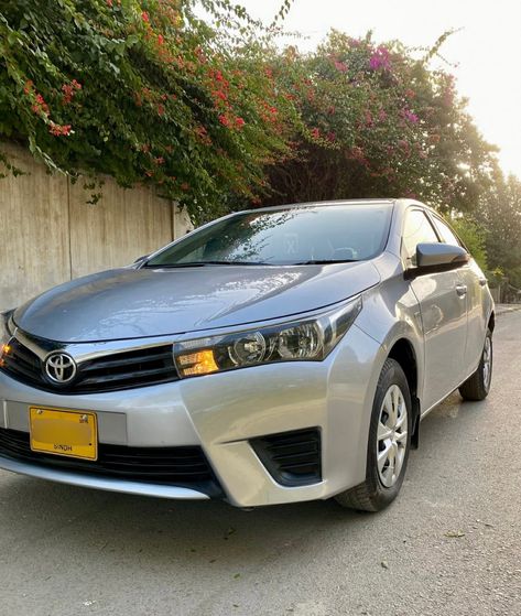 Toyota Corolla GLi 1.3 Model 2015 Location: Karachi See More: https://autodeals.pk/used-cars/toyota-corolla-2015-21813 Toyota Corolla 2015, Corolla Car, Cars Toyota, Number Plates, Silver Colour, Oil Change, Toyota Corolla, Automatic Transmission, Car Pictures