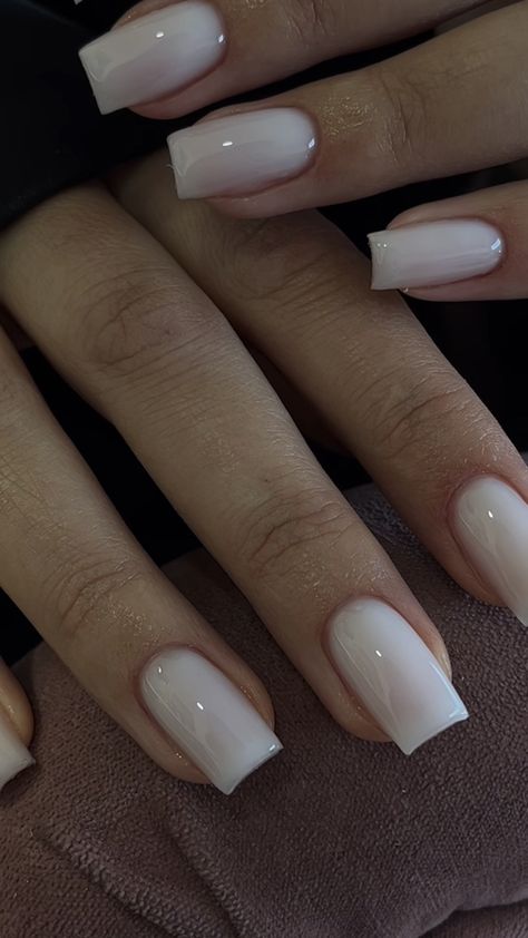 White Shirt Square Nails, Cute Short Acrylic Nails Ideas Simple, All White Square Nails, Opaque White Nails Acrylic, Chic Square Nails, Off White Square Nails, White Clean Nails, Medium Length Squoval Nails, Square Nails Inspo Aesthetic