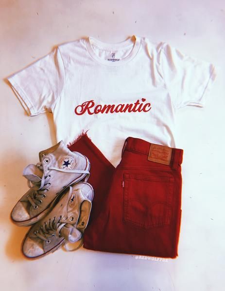 Romantic Tee Style Année 80, Vintage Bicycle, Trendy Swimwear, Ladies Dress Design, College Outfits, Retro Outfits, Looks Vintage, Outfits Casuales, Teen Fashion