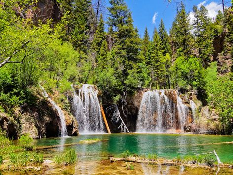 Permits to Colorados popular Hanging Lake are selling like hot cakes Colorado Hiking Trails, Road Trip To Colorado, Arizona Road Trip, Utah Road Trip, Visit Colorado, Colorado Hiking, California Travel Road Trips, On The Road Again, Road Trip Fun