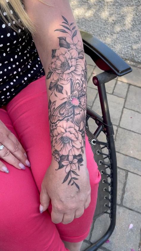 Pin on chik tattoo Half Sleeve Flower Tattoo, Carnation Flower Tattoo, Forearm Cover Up Tattoos, Side Tattoos Women, Shoulder Sleeve Tattoos, Women Half Sleeve, Pineapple Tattoo, Girl Neck Tattoos, Tattoos To Cover Scars