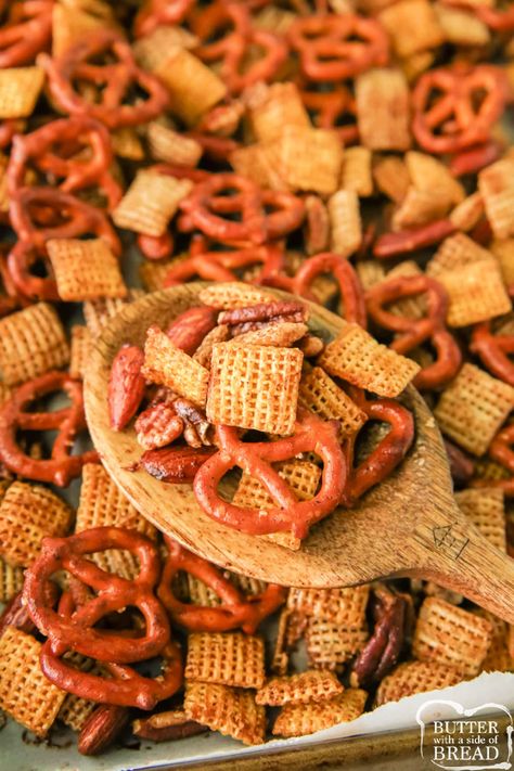 Chex Mix Pumpkin Spice, Fall Chex Mix Recipes Pumpkin Spice, Pumpkin Spice Snack Mix {chex Mix}, Pumpkin Chex Mix Recipes, Sweet Chex Mix Recipes, Sweet Snack Mix Recipes, Fall Chex Mix Recipes, Pumpkin Spice Snack Mix, Chex Mix Recipes Sweet