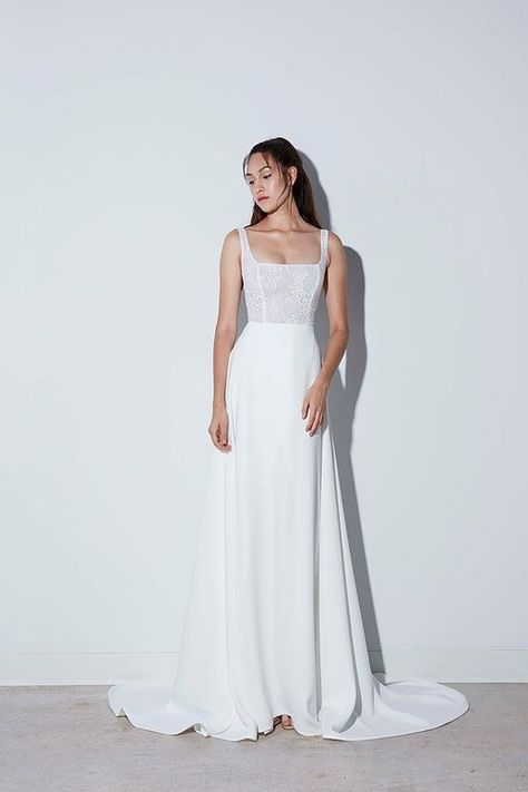 Rounded Neckline Wedding Dress, Modern Wedding Dress A Line, Crepe Bridal Gown, Minimalist Gown Wedding, Simple Scoop Neck Wedding Dress, Crepe A-line Wedding Dress, Minimalist Wedding Dress Curvy, Square Collar Wedding Dress, A Line Crepe Wedding Dress