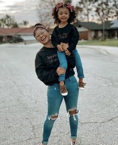 Black Mom Goals, Hoodies Photoshoot, Mom And Daughter Matching Outfits, Birthday Shoots, Daughter Fashion, Kids Outfits Daughters, Kid Outfit, Girl Mom Shirt, Baby Vision