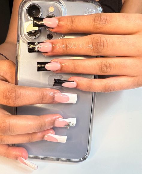 Nails With Chrome Heart, Chrome Heart French Tip Nails, White And Black Nails French Tip, White N Black Nails, French Tip Acrylic Nails Black And White, Baddie Nails Acrylic Black And White, Chrome Hearts French Tip Nails, Chrome Hearts Nails Short, White Acrylic Nails With Charms