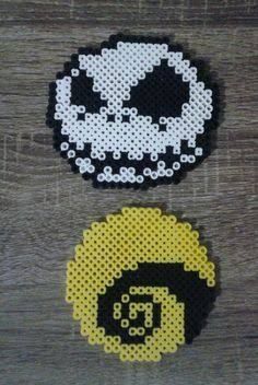 Nightmare Before Christmas Perler Beads, Beads Gifts, Hama Art, Christmas Perler Beads, Modele Pixel Art, Perler Designs, Hamma Beads Ideas, Christmas Beads, Melty Bead Patterns