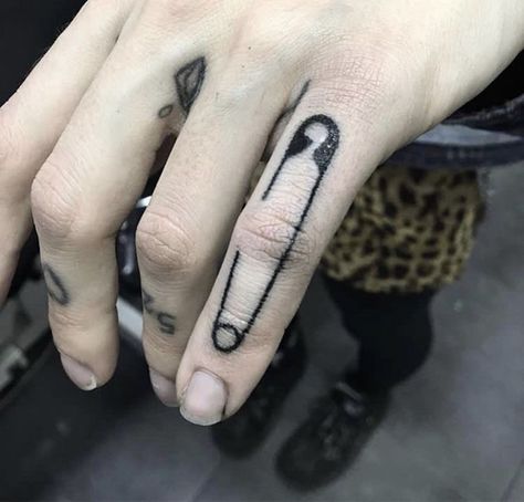 Goth Stick And Poke Tattoo, Obscure Images, Iceberg Lounge, Safety Pin Tattoo, Stick Poke Tattoo, System Failure, Materi Bahasa Jepang, Funky Tattoos, Sharpie Tattoos