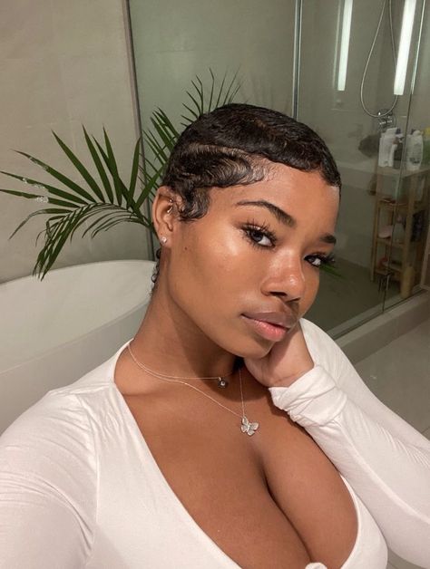 Big Chop Hairstyles, Finger Waves Short Hair, Hair Muse, Finger Wave Hair, Short Natural Curly Hair, Natural Hair Cuts, Natural Hair Short Cuts, Short Hair Black, Short Hair Pixie Cuts