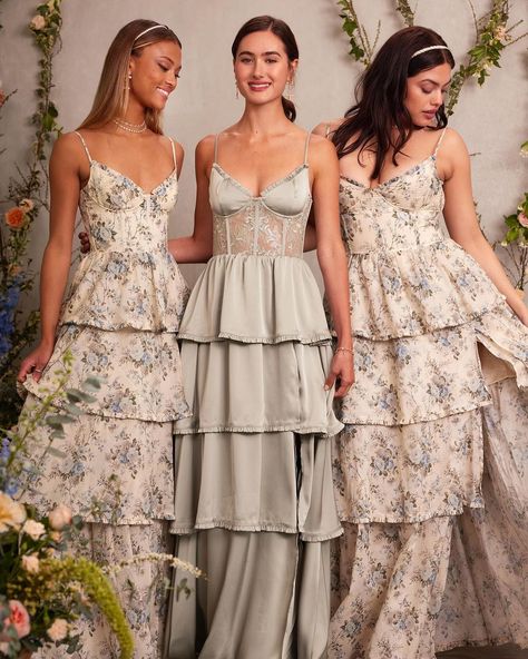 Prom Dresses Floral Vintage, Bridesmaids Dresses Floral, Blue And Sage Bridesmaid Dresses, French Bridesmaid Dresses, V Chapman Bridesmaids, Vintage Bridesmaids Dresses, Ethereal Bridesmaid Dress, Italian Bridesmaid Dresses, Bridgerton Bridesmaid Dresses