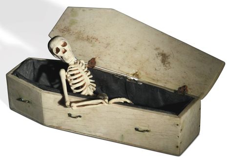 RARE WHALEBONE TRICK SKELETON IN COFFIN, LATE 18TH OR EARLY 19TH CENTURY Estimate 600 — 800 USD LOT SOLD. 5,000 USD Skeleton In Coffin, Mori Jewelry, Memento Mori Jewelry, Spooky Things, Halloween Clay, Momento Mori, Product Shoot, New Bedford, Aesthetic Board