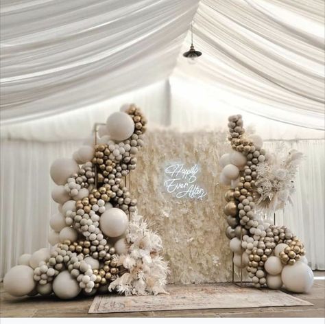 Wall Grass Decor Ideas, Proposal Decor, Floral Backdrop Wedding, Wedding Party Proposal, Roll Up Curtains, White Pampas, Fabric Plant, Artificial Flower Wall, 18th Birthday Decorations