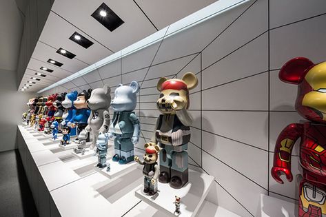 Image of An Impressive Collection of Bearbricks at The Garage of the Bears Bearbrick Display, Star Wars Interior, Kaws Bearbrick, Toy Exhibition, Bear Brick, Bilbao Spain, Thai Design, Luxury Details, Display Showcase