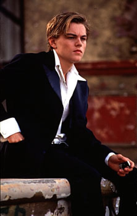 Leonardo Dicaprio in Romeo + Juliet Leonardo Dicaprio Romeo, Leonard Dicaprio, Leonardo Dicaprio 90s, Jack Dawson, Man In A Suit, Young Leonardo Dicaprio, Leo Dicaprio, Liam Hemsworth, James Mcavoy