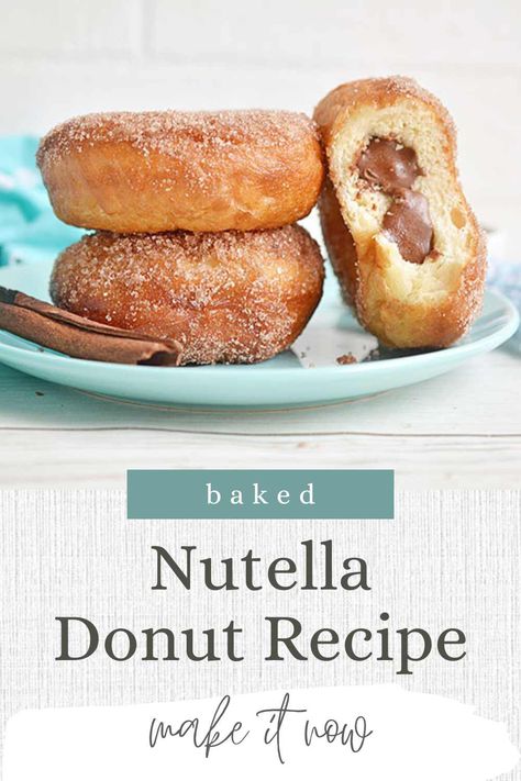 Nutella Stuffed Donuts Recipe, Nutella Breakfast Recipes, Nutella Recipes Breakfast, Easy Donut Recipe Baked, Nutella Breakfast, Nutella Donuts, Mini Donut Recipes, Donut Hole Recipe, Making Donuts