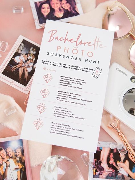 FREE printable and editable Bachelorette Photo Scavenger Hunt game! #bachelorettepartyideas #bachelorettescavengerhunt #bachelorettepartygames Bachelorette Scavenger Hunt, Geeky Wedding, Photo Scavenger Hunt, Mexico Cruise, Custom Bachelorette, Canon Printer, Hens Party, Silly Photos, Bachelorette Party Games