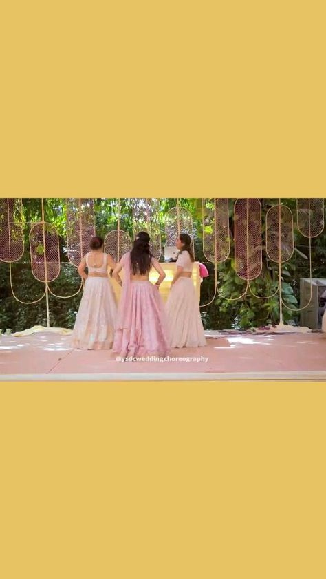 Songs To Dance To At A Wedding, Bridesmaid Songs, Simple Dance Steps For Wedding, Songs For Wedding Dance, Indian Wedding Dance Video, Bridal Dance Video, Sangeet Dance Video, Shadi Songs, Best Wedding Dance Songs