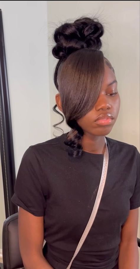 Black Birthday Hairstyles, Flat Iron Hairstyles For Black Women, Homecoming 2023, Sleek Ponytail Hairstyles, Ponytail Hairstyles Easy, Birthday Hairstyles, Black Ponytail Hairstyles, Quick Weave Hairstyles, Cute Braided Hairstyles