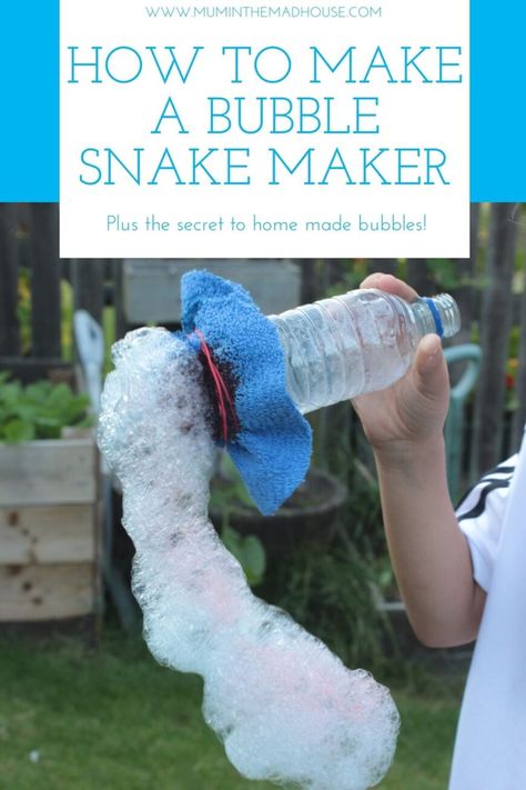 Bubble Snake Maker Water Bottles, Homemade Bubble Wands, Sock Bubbles, Bubble Snake, Bubble Mixture, How To Make Bubbles, Homemade Bubbles, Rainbow Bubbles, Doner Kebab