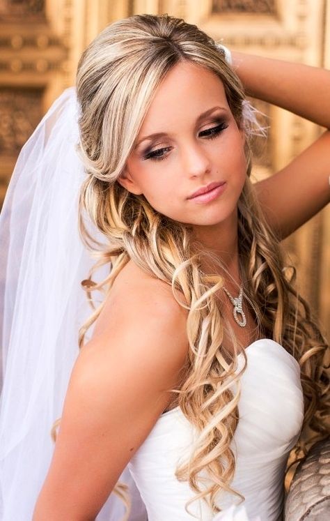 Bride's side part, half updo long curls with under veil wedding hair Wedding Hairstyles For Medium Hair, Wedding Hairstyles Medium Length, Side Hairstyles, Wedding Hairstyles With Veil, Best Wedding Hairstyles, Wedding Hairstyles Half Up Half Down, Trendy Wedding Hairstyles, Long Curls, Wedding Hair Down