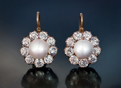 Diamond Cluster Earrings, Antique Engagement Ring, Pearl And Diamond Earrings, Natural Pearl, Antique Earrings, Pearl Diamond, Cluster Earrings, Art Deco Jewelry, Precious Jewelry