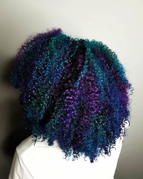 closeCULTURE. on Instagram: “🗣Damnnnnnn 😍🔥😍👌🏾 x o x o x o x o x o x o #closeculture #naturalhaircare #naturallycurly #naturalhairdaily #naturalhairjourney #kinkyhair…” Blue Highlights Natural Hair Black Women, Purple And Blue Natural Hair Black Women, Purple Hair Styles For Black Women, Blue And Purple Natural Hair, Blue Hair For Black Women, Teal Natural Hair Black Women, Blue And Purple Curly Hair, Colorful Curly Hair Black Women, Blue Curly Hair Black Women