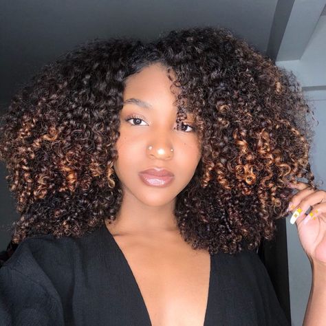 3,274 Likes, 14 Comments - Kinks2Curls (@kinks2curls) on Instagram: “ @naturally.endia” Tia Mowry, Keyshia Cole, Beautiful Natural Hair, Dyed Natural Hair, Pelo Afro, Natural Hair Beauty, Natural Curls Hairstyles, Flat Twist, Sisterlocks