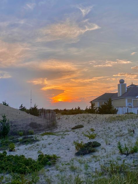 Summer Vibes Aesthetic, Cape Cod Beach, Cape Cod Beaches, Ocean Aesthetic, Pretty Skies, Sunset Summer, Pretty Sky, Summer 22, Aesthetic Summer