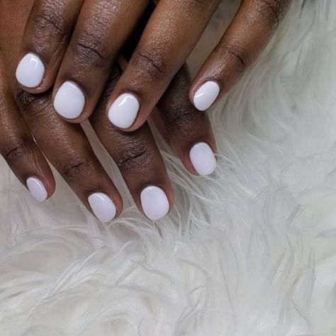 Gel Polish On Short Nails, Short Gel Overlay, Short Nail Overlay Ideas, Extremely Short Nails, Super Short Nails, Gel Overlay Nails, Short Nail Bed, Short Natural Nails, Overlay Nails