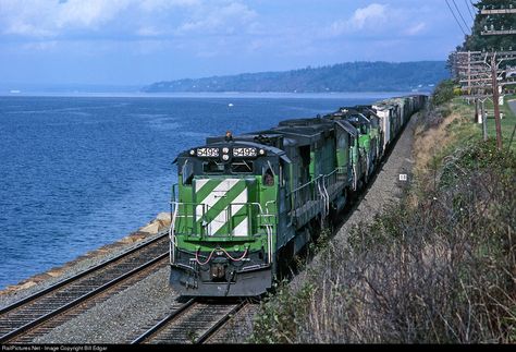 Road Pics, Bnsf Railway, Burlington Northern, Norfolk Southern, Rail Road, Railroad Photography, Railroad Photos, Lake Superior, Photo Location