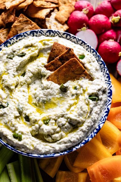 Copycat Cava Crazy Feta Dip recipe. The perfect party food tor serve with chips and veggies. Cava Crazy Feta, Copycat Cava, Mediterranean Hummus Recipe, Cava Copycat, Crazy Feta, Dip With Pita Chips, Starters Snacks, Spicy Feta Dip, Spicy Feta