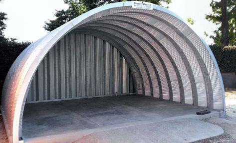 quonset building kit Pallet Sheds, Hangar Homes, Small Barn House, Quonset Homes, Quonset Hut Homes, Farm Style House, Cattle Barn, Cottage Interior Design, Hut House