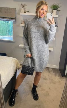 Grey Jumper Dress Outfit, Jumper Dress Outfit Winter, Grey Jumper Dress, Long Jumper Dress, Jumper Dress Outfit, Knitted Dress Outfit, Grey Knit Dress, Long Jumpers, Winter Dress Outfits