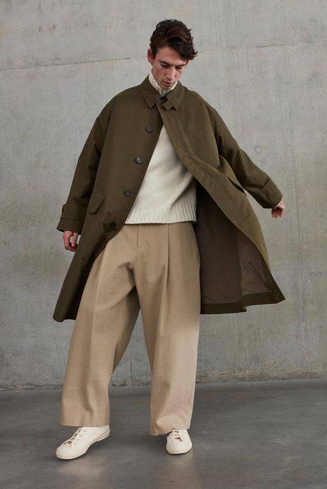 Studio Nicholson Fall/Winter 2019 Collection | HYPEBEAST Cocktail Attire Men, Lois Jeans, Minimalist Fashion Men, Goth Fashion Punk, Studio Nicholson, Slim Sweater, Vintage Mens Fashion, Work Jackets, Moda Vintage