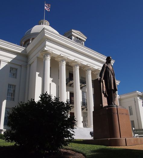 Jefferson Davis, Montgomery Alabama, Alabama State, Sweet Home Alabama, Smithsonian Institution, Outdoor Sculpture, Vacation Trips, Alabama, Sweet Home