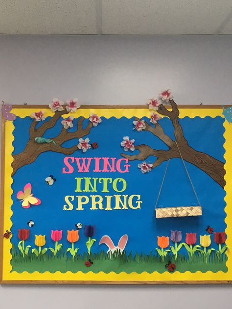 Fun Spring Bulletin Board Ideas, Spring Has Sprung Bulletin Board, Spring Bulletin Board Ideas For School, Spring Time Bulletin Board Ideas, Spring Bulletin Boards Preschool, Spring Bulletin Board Ideas, School Methods, Valentines Classroom Door, Preschool Displays